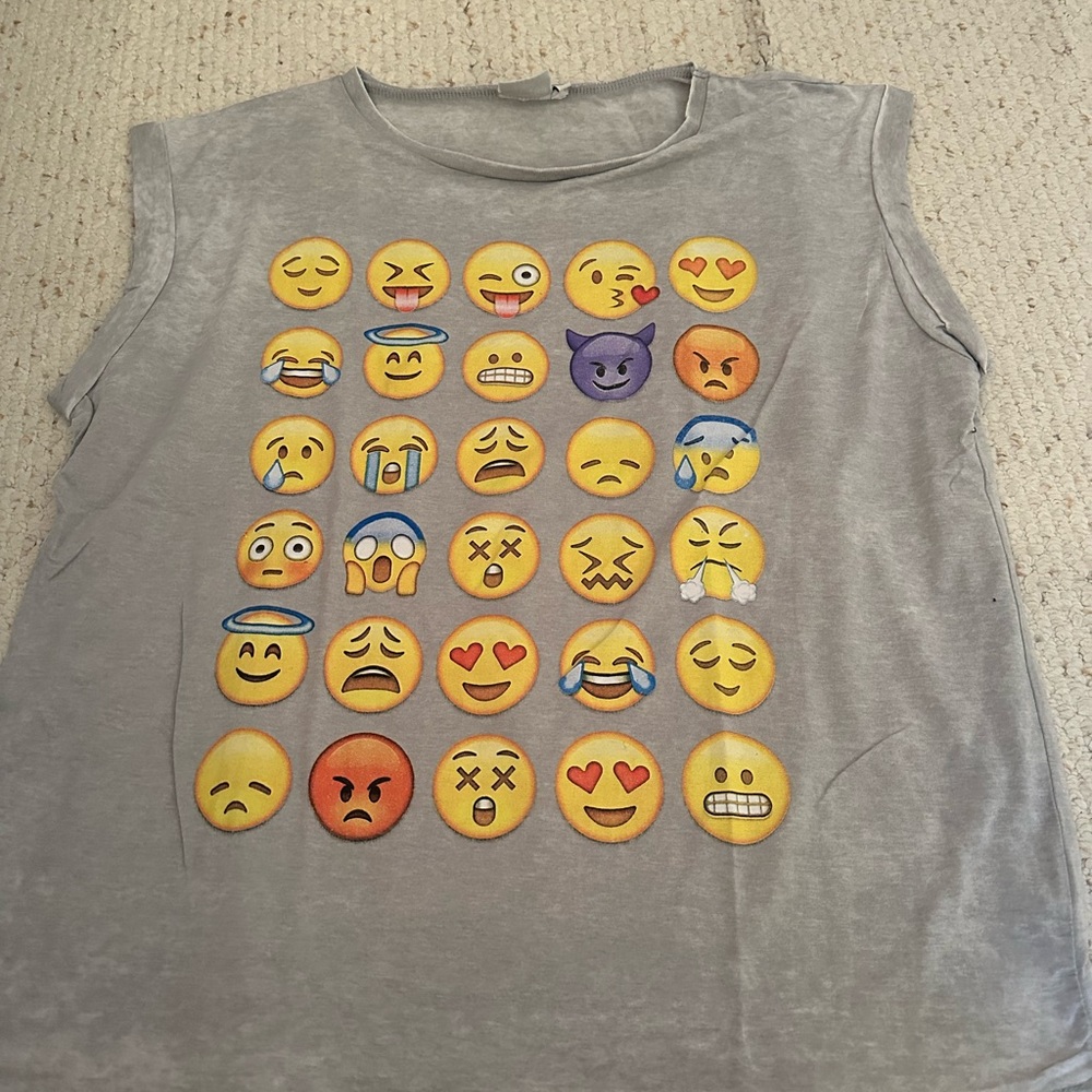 Emoji t shirt